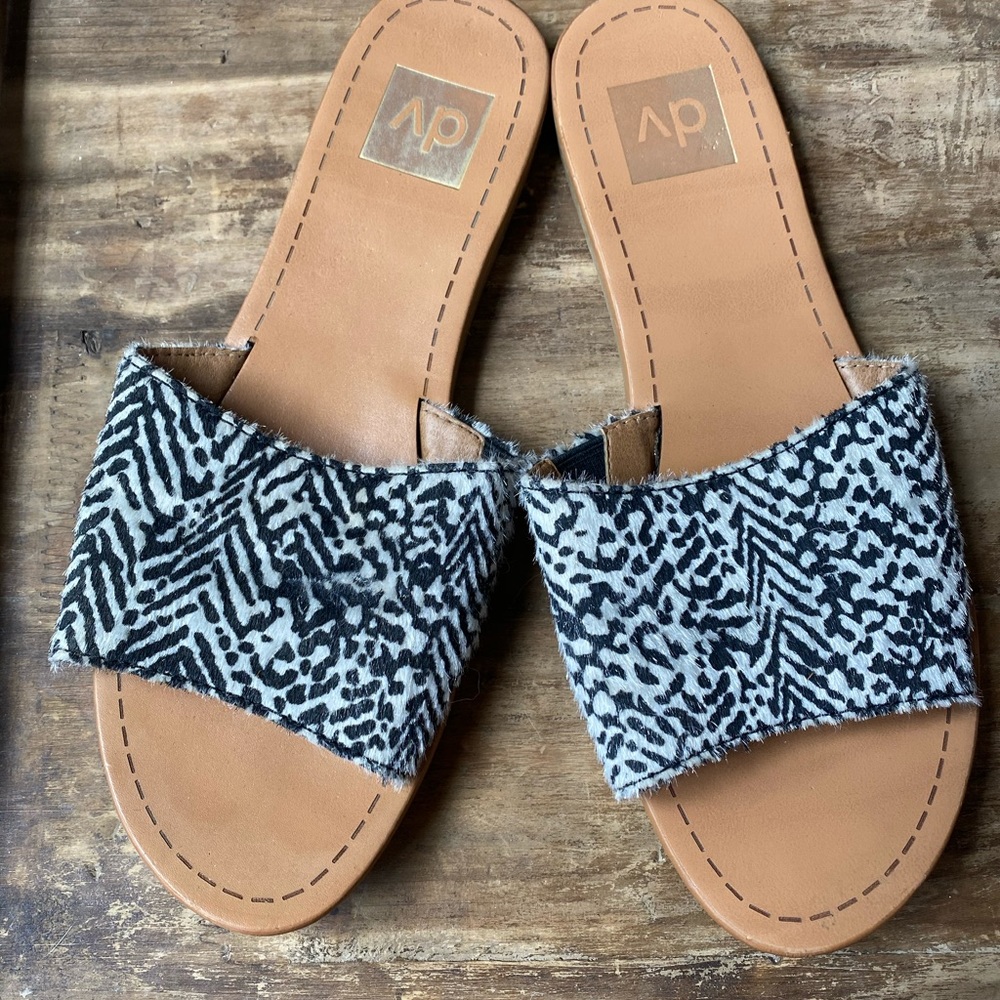 DV by Dolce Vita sandals